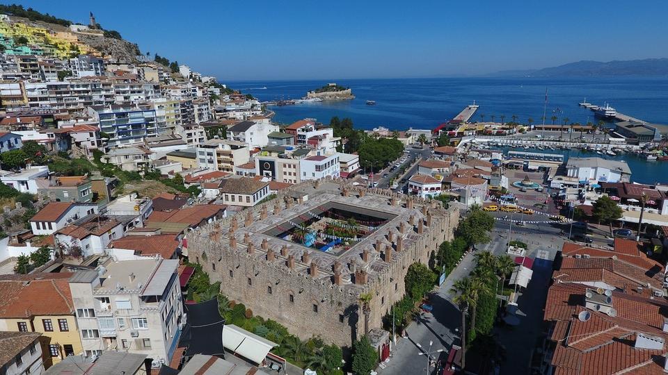 KUŞADASI'NIN YENİ MÜZELERİ ZİYARETÇİ AKININA UĞRADI