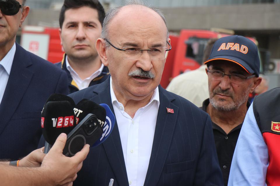 SAKARYA VALİSİ KARADENİZ: "2 YARALI ENTÜBE EDİLDİ"