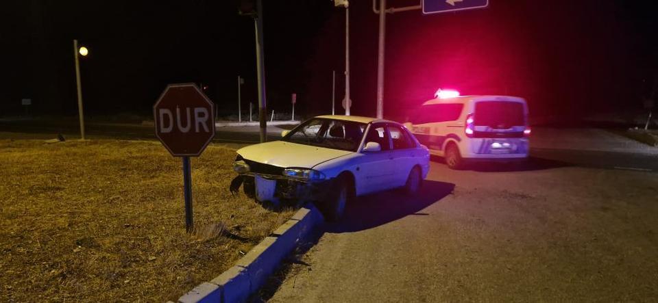 Ehliyetsiz sürücü kaza yaptı: 37 bin lira ceza