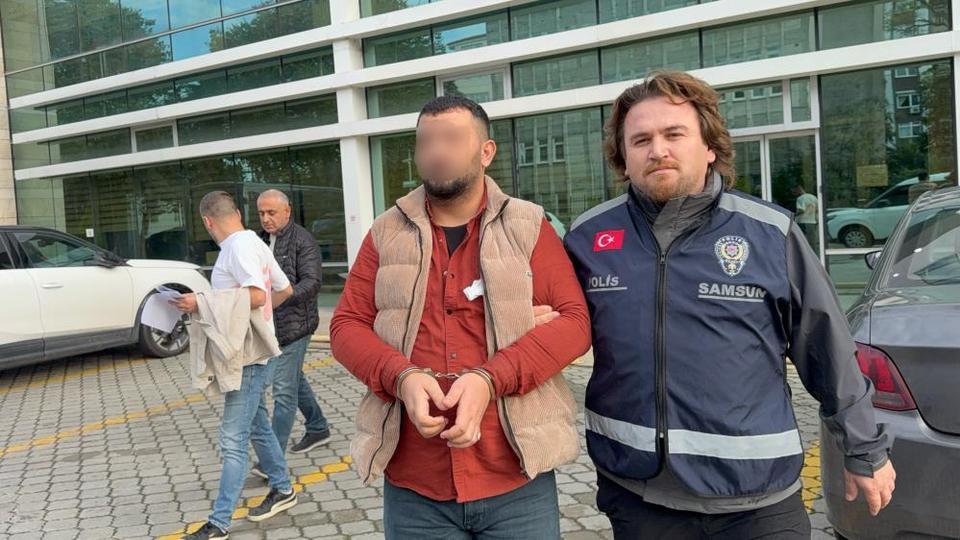 Parkta tartıştığı arkadaşını vurdu