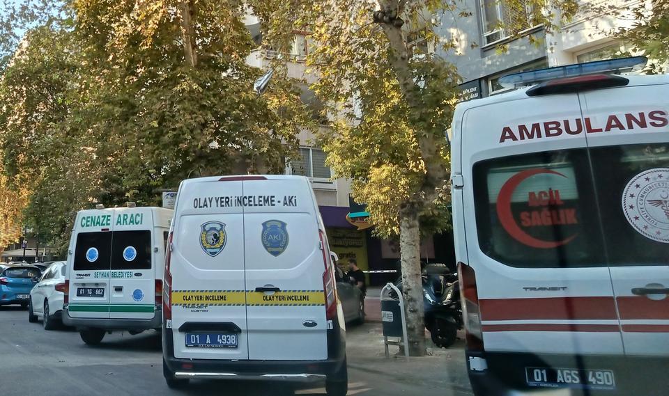 Avukat ofisinde kendini öldürdü