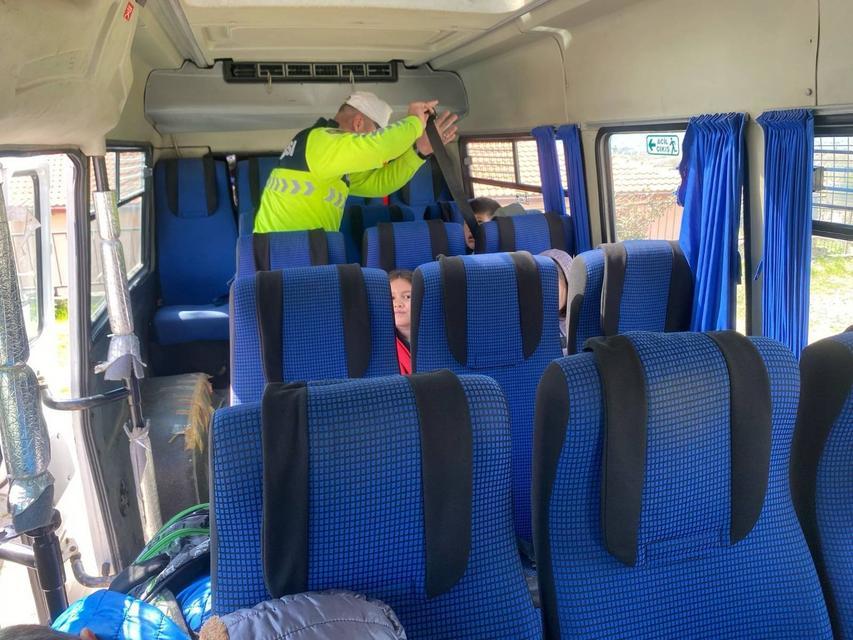 Aydın Jandarması okul servis araçlarını denetledi