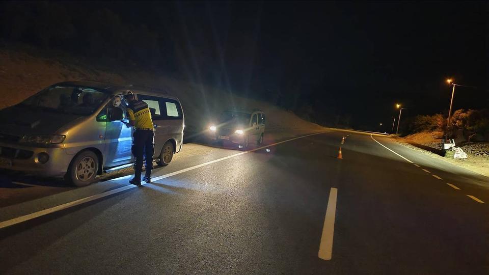 Köşk'te jandarma trafik ekiplerinden sıkı denetim