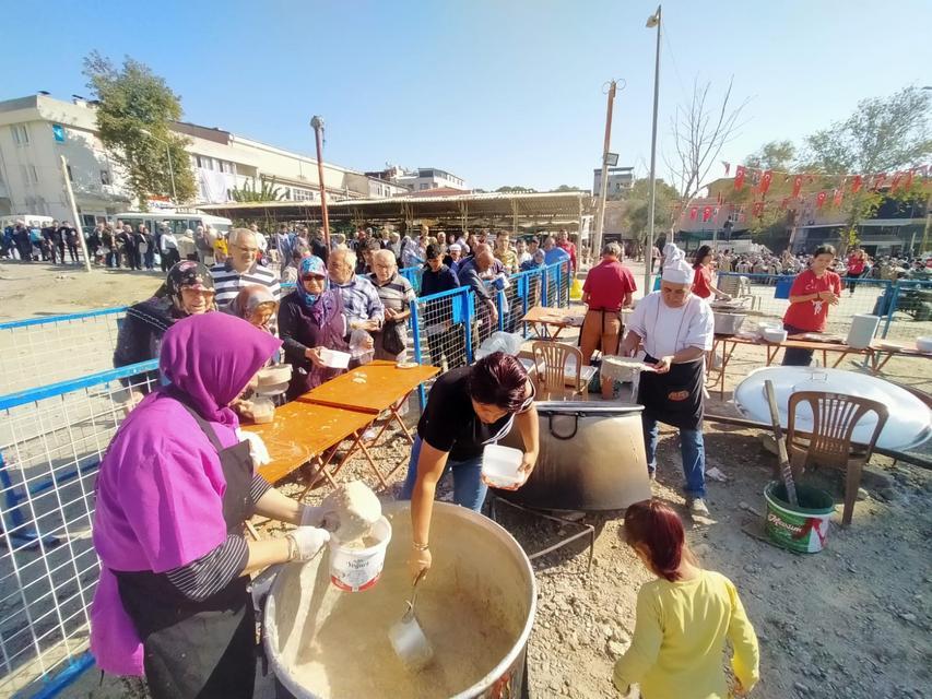BUHARKENT'TE ESNAFLARDAN KEŞKEK HAYRI