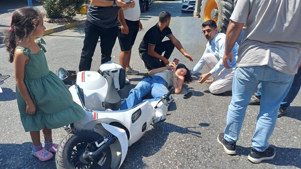 Aydın’da panikleyen kadın sürücü 3 metre sürüklendi