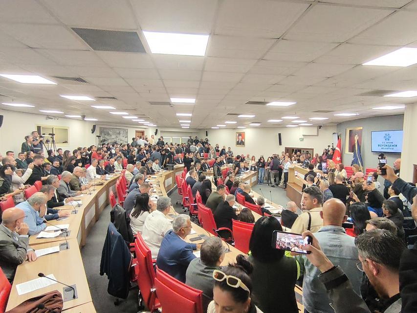 Aydın Büyükşehir’de borçlanma yetkisi: Dörtyol Köy yollarına asfalt geliyor