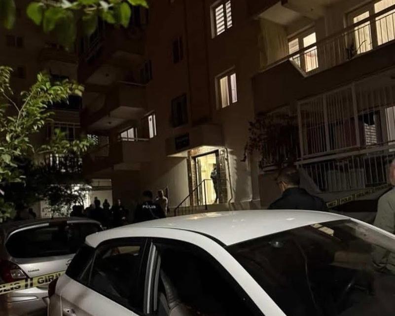 Karısını öldüren şahıs canına kıydı