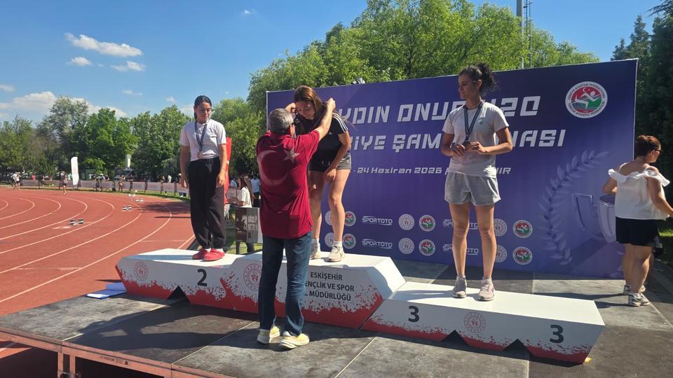 Aydınlı sporcu Tuana Türkiye Şampiyonu oldu
