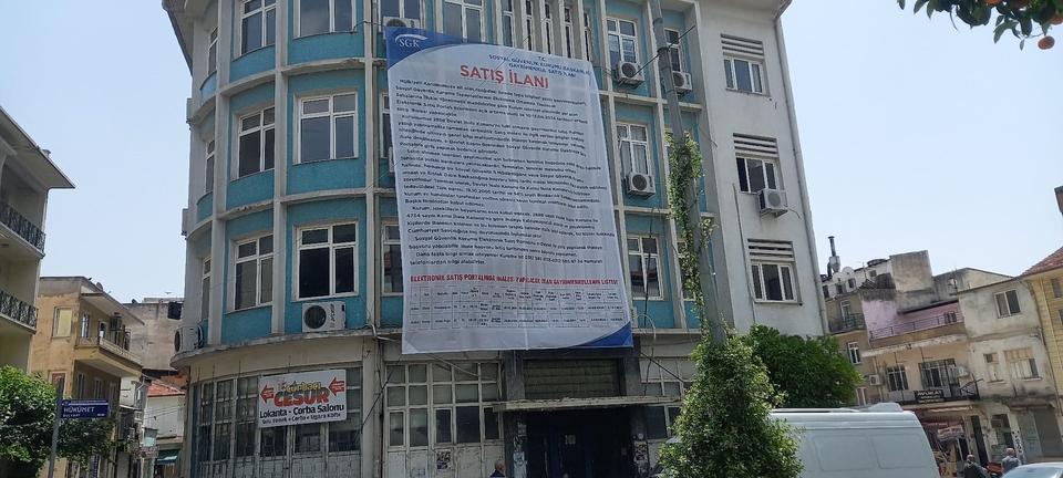 Aydın'da SGK’nın eski binası satılığa çıkarıldı