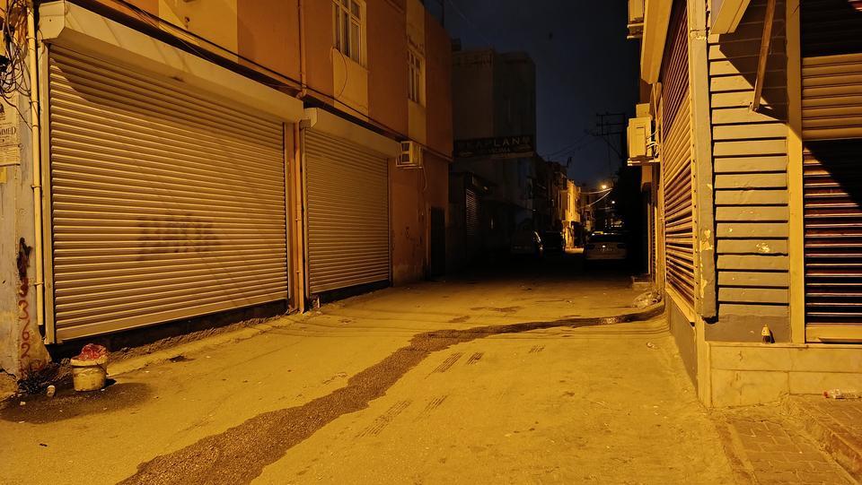 24 yaşındaki kadın sokak ortasında katledildi