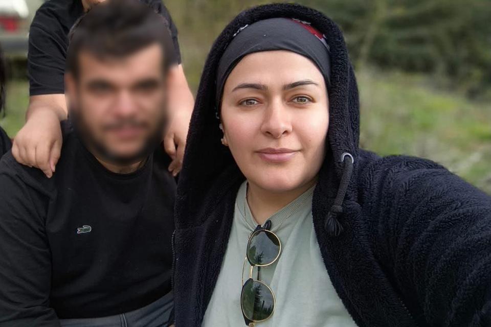 ISPARTA'DA TARTIŞTIĞI EŞİNİ POMPALI TÜFEKLE SOKAK ORTASINDA ÖLDÜRDÜ