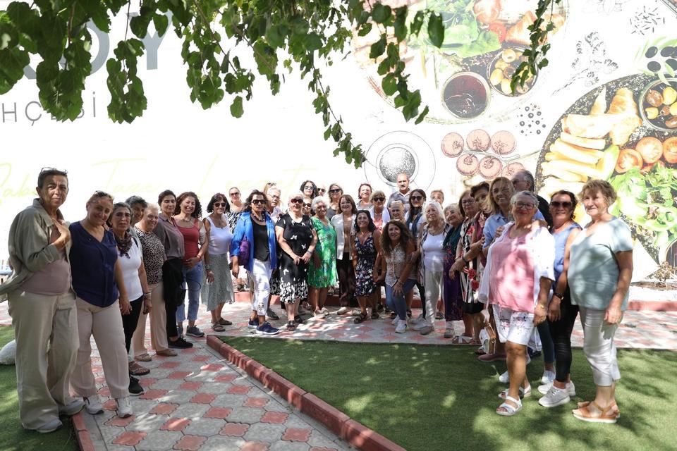 Başkan Gençay, Kadın Platformu üyeleriyle buluştu