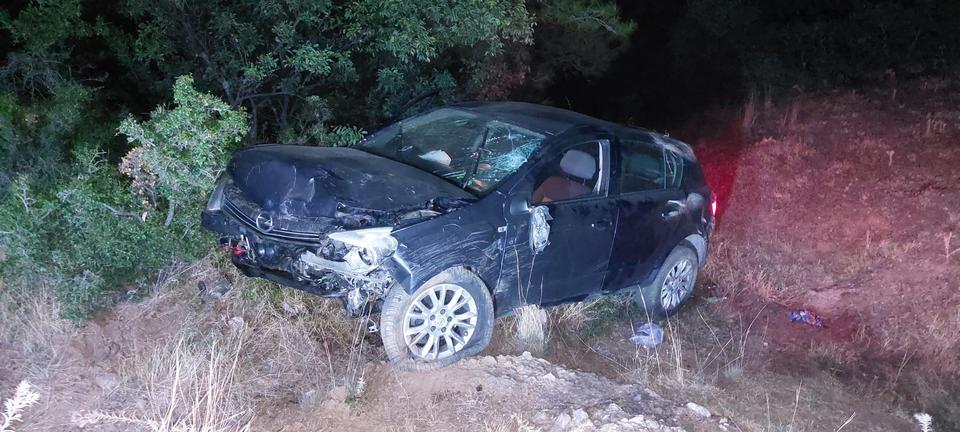 Aydın’da korkutan kaza: Otomobil tarlaya uçtu