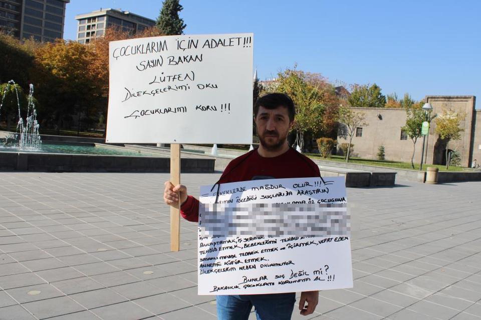 Boşanmak isteyen şahıstan tek kişilik eylem