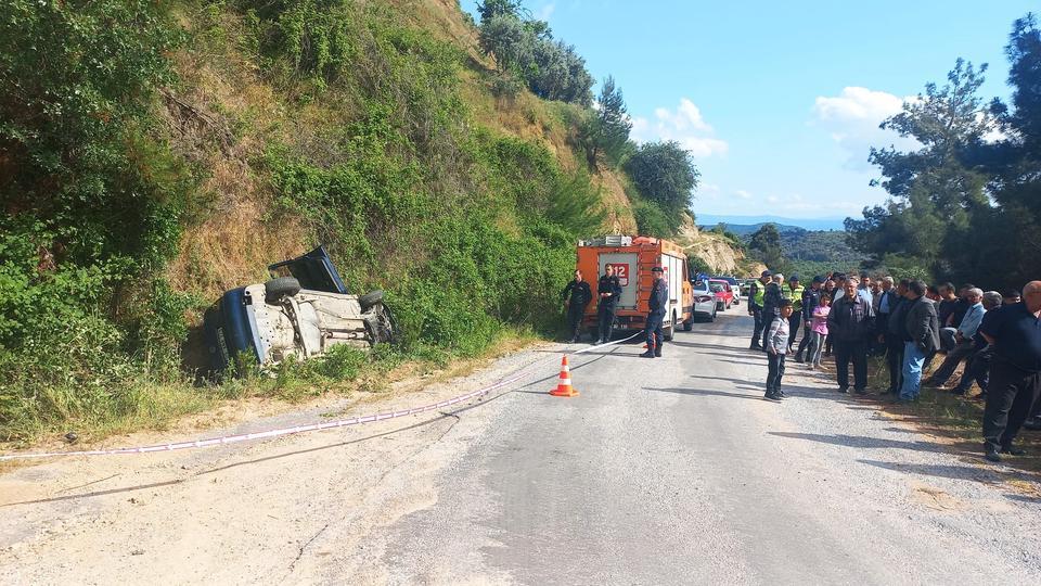 OTOMOBİL ŞARAMPOLE DEVRİLDİ: 1 ÖLÜ, 1 YARALI