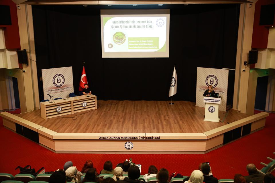 Sürdürülebilir bir gelecek için çevre eğitimi ADÜ'de masaya yatırıldı