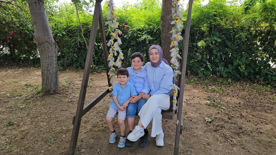 ANASINIFI ÖĞRENCİLERİNDEN ANNELERİNE ANLAMLI SÜRPRİZ