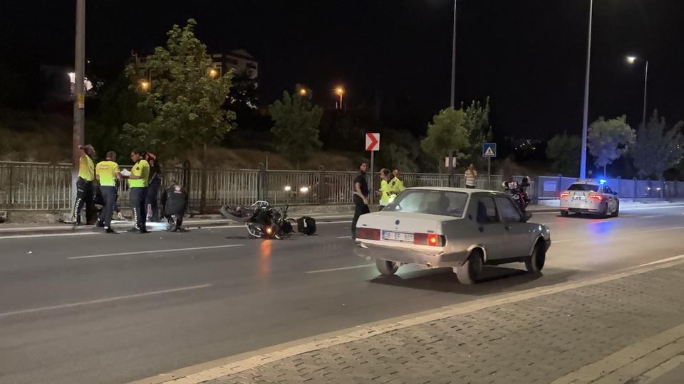 Polis memuru kazada yaralandı