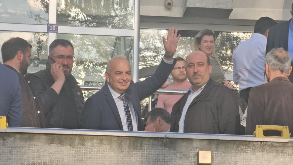 Belediyedeki yolsuzluk soruşturmasında sanıklar hakim karşısında