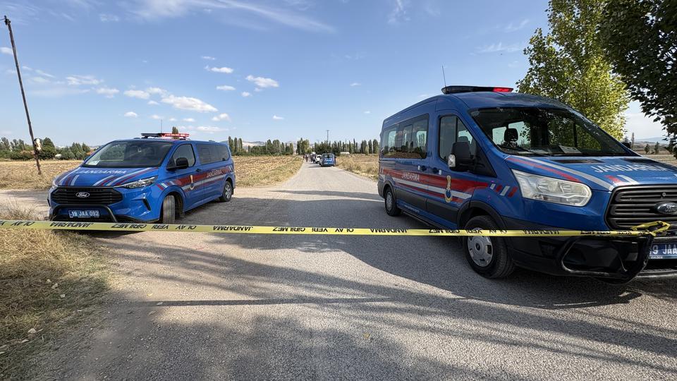 AMCA-YEĞEN KAVGASI KANLI BİTTİ: 1 ÖLÜ, 1 YARALI