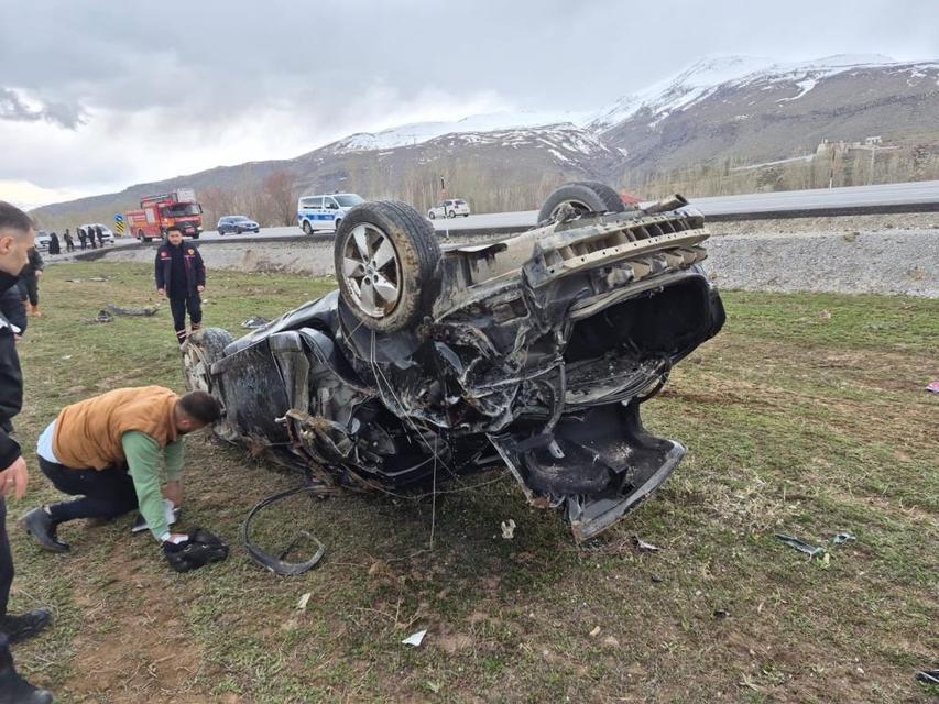 Otomobil takla attı: 1 ölü, 2 yaralı