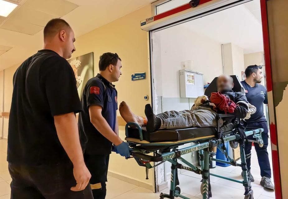Ellerini zincire sıkıştıran orman işçisi adamın 6 parmağı koptu