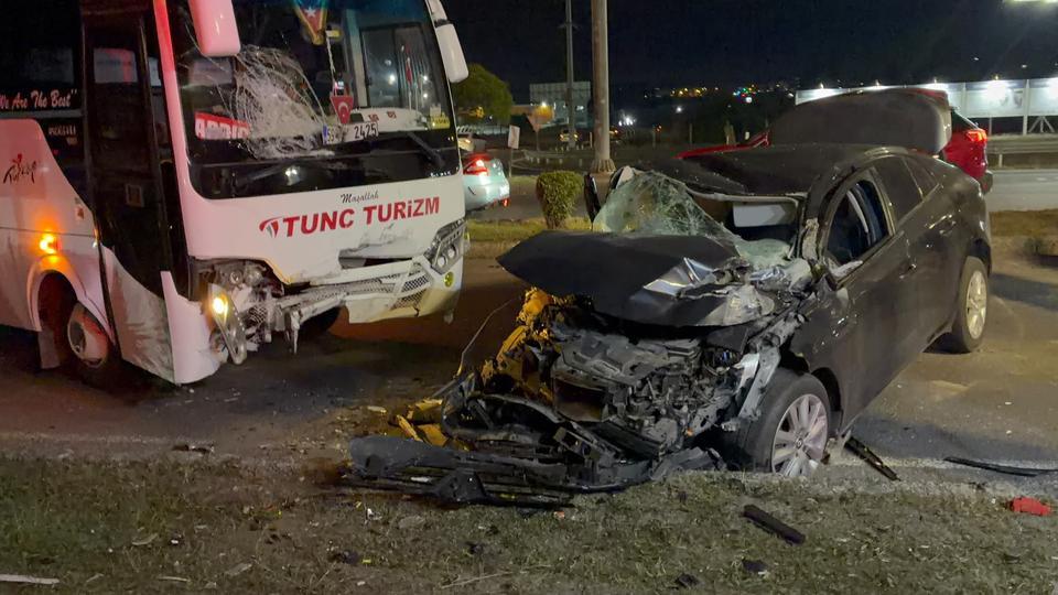 Kavşakta zincirleme kaza: 3 yaralı