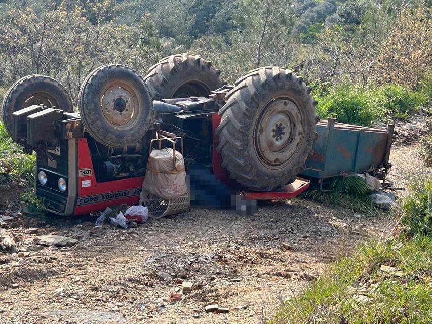 Traktör kazasında aynı aileden 3 kişi öldü