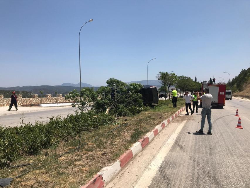 Trafik kazasında 3'ü çocuk 5 kişi yaralandı