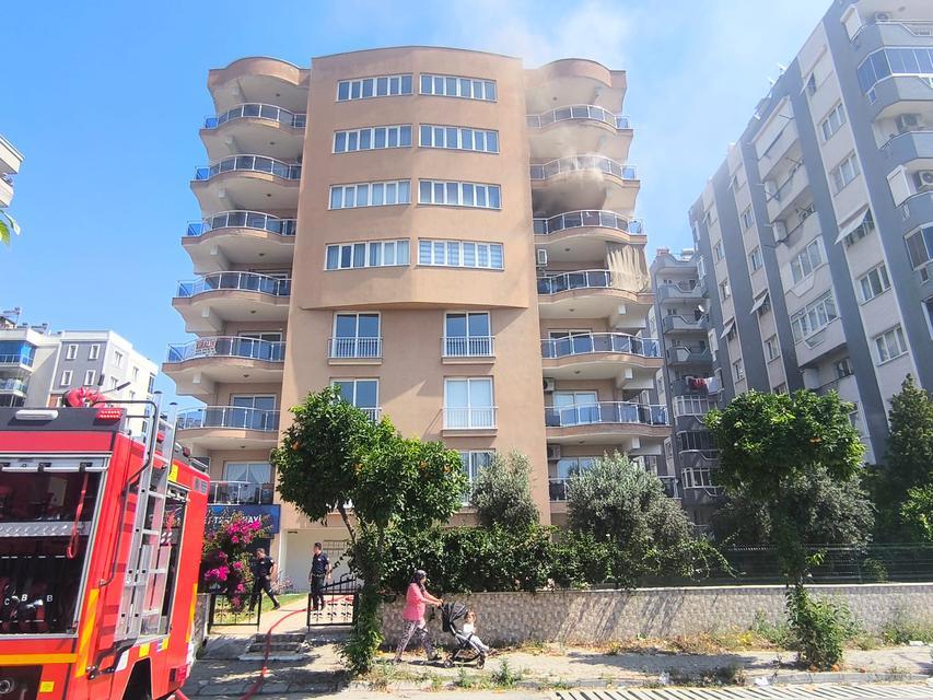 Aydın'da ev yangını: Çok sayıda ekip sevk edildi
