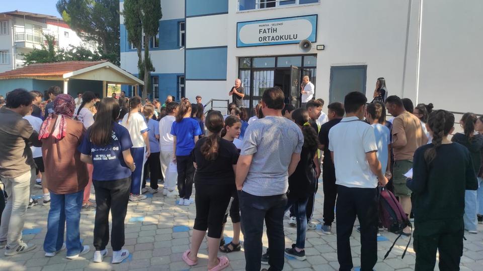 Selendi’de 184 öğrenci ter döktü