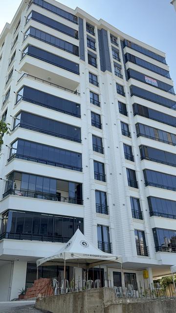 AVRUPA ŞAMPİYONU MİLLİ SPORCU 10 KATLI BİNANIN ÇATISINDAN DÜŞEREK HAYATINI KAYBETTİ