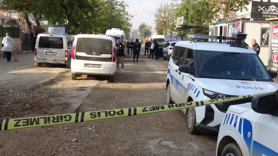 İki grup arasında silahlı kavga: 3 yaralı, 7 gözaltı