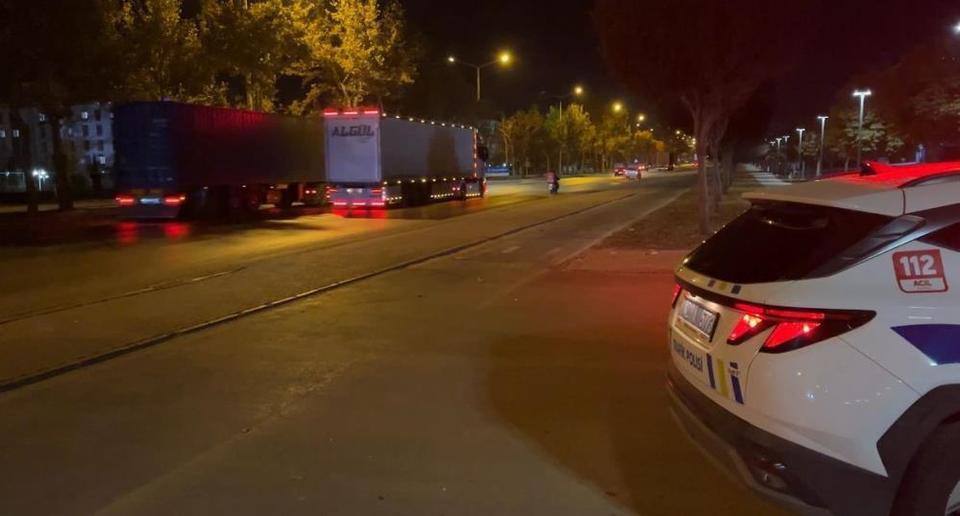 Otomobil motosiklete çarptı: 1 yaralı