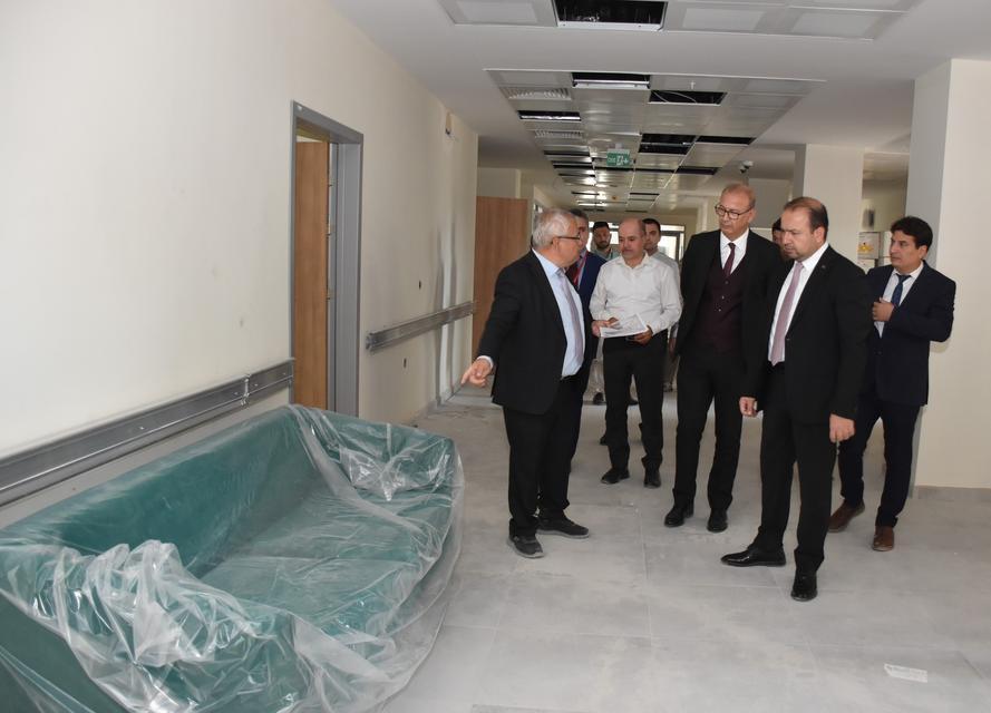 YENİ ÇİNE DEVLET HASTANESİ, HİZMET İÇİN GÜN SAYIYOR