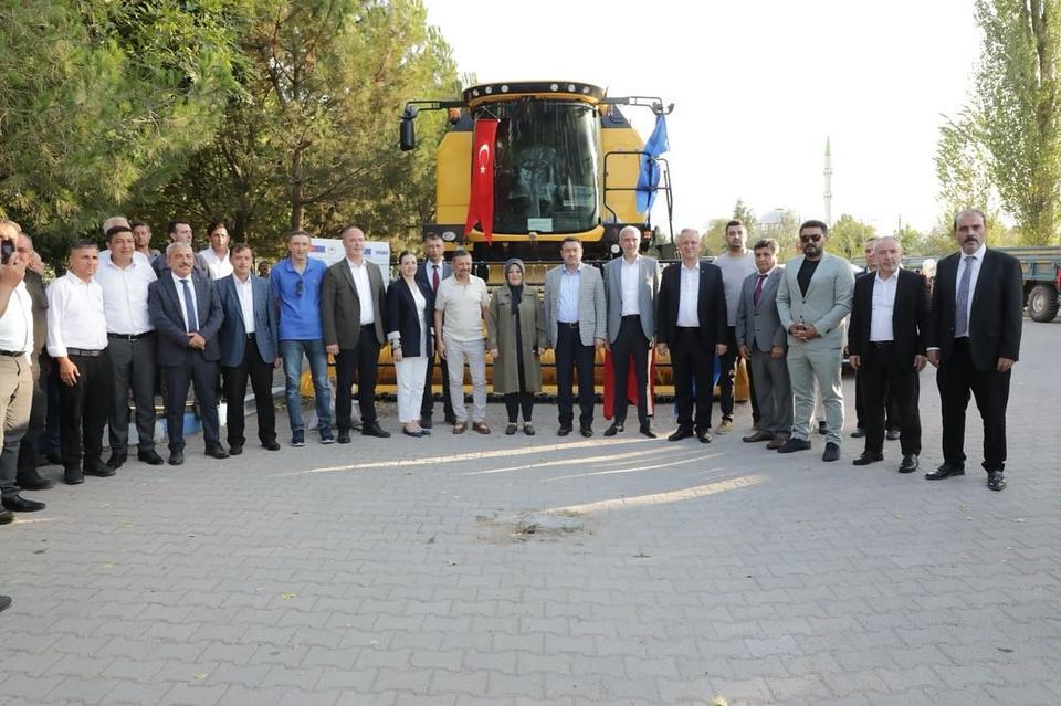 Tarıma dev yatırım, yüzde 70 hibe ile makine parkı hizmete girdi