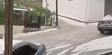 Dolu hayatı felç etti: Yollar beyaza büründü