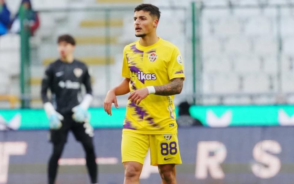 Aydınlı futbolcu Süper Lig'de ilk maçına çıktı