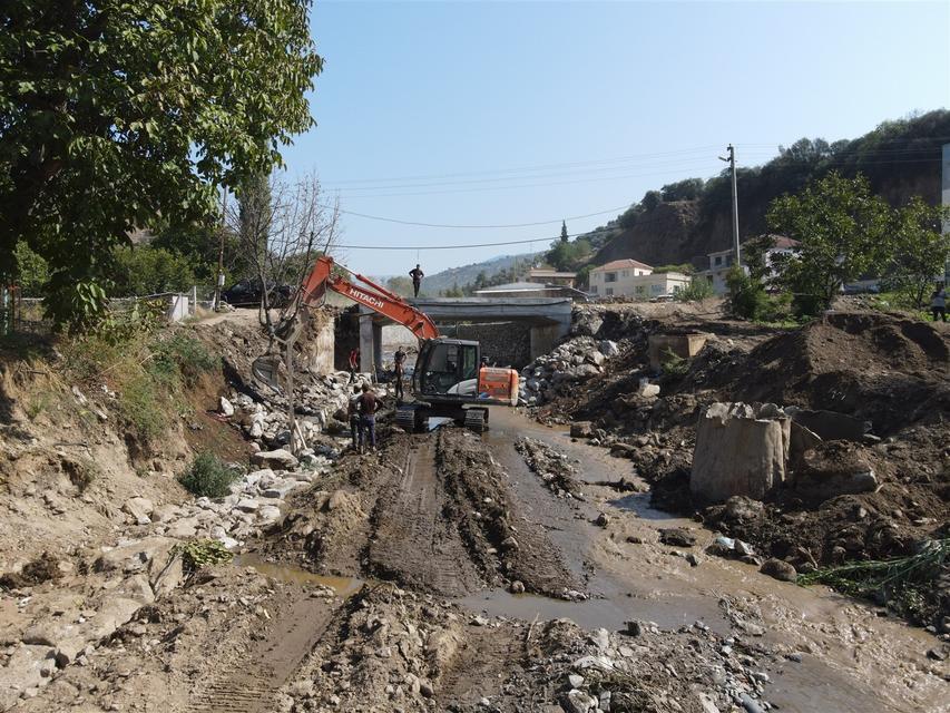 KÖŞK'TE, TARIM ARAZİLERİ TAŞKINLARDAN KORUNACAK KÖŞK ÇAYI ISLAHINDA YÜZDE 70 FİZİKİ GERÇEKLEŞME SAĞLANDI