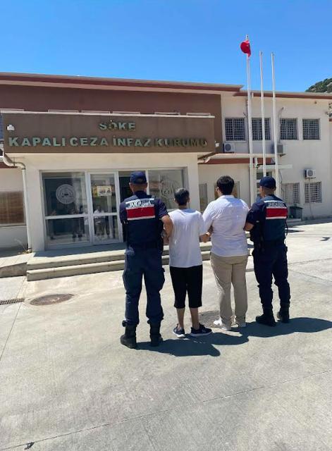 Aydın'da iki hükümlü jandarma operasyonuyla yakalandı