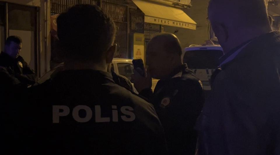 Saatler süren rehine krizi: Annesini rehin aldı, özel harekat operasyonuyla evden çıkarıldı