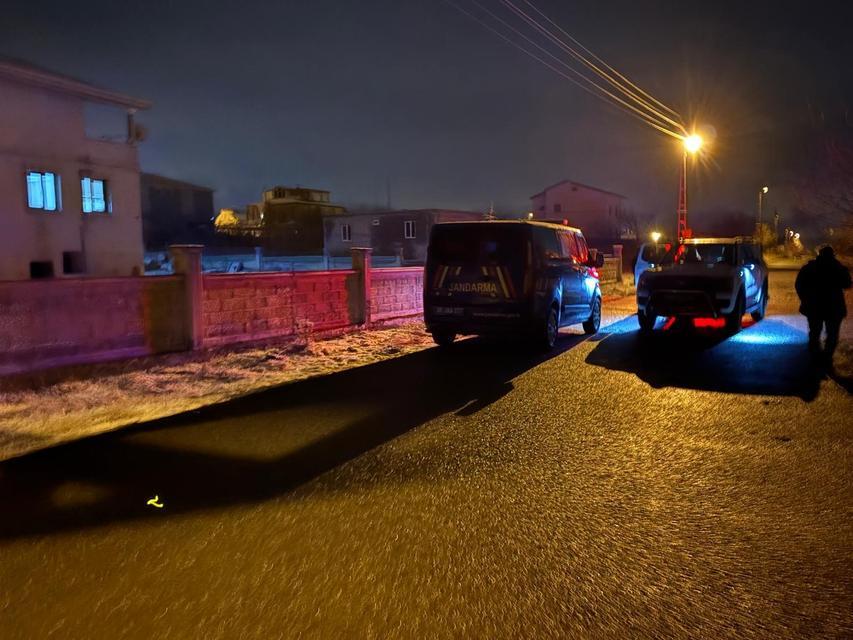 Silahlı kavgada 1 ölü, 1’i ağır 2 yaralı