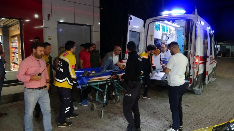 Silahlı saldırıya uğrayan genç ağır yaralandı