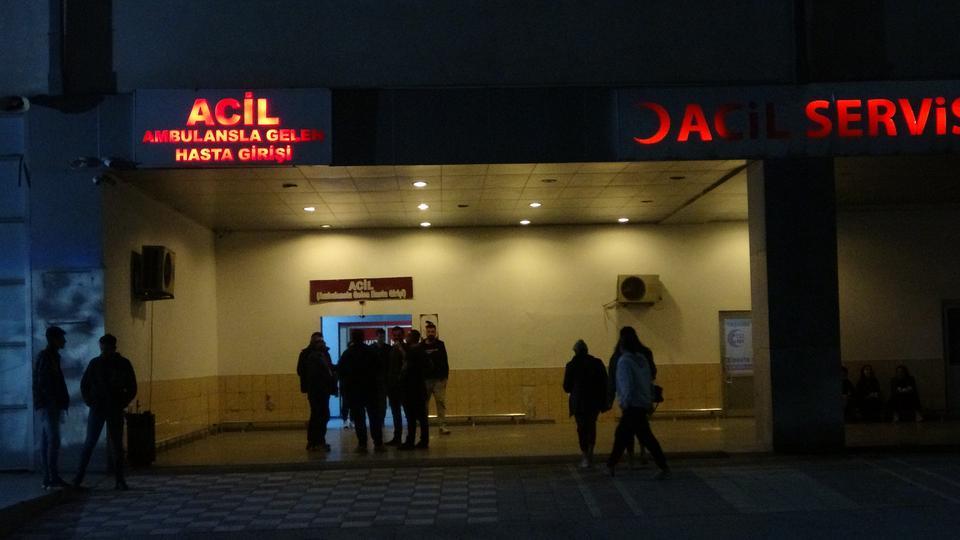 Bıçaklı kavgada 2 kişi yaralandı