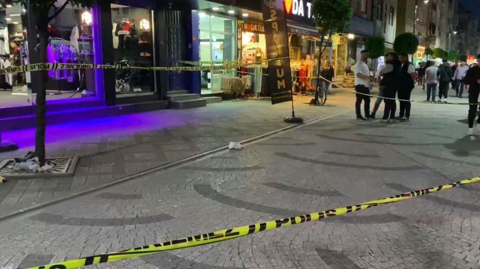 Giyim mağazasına silahlı saldırı: 4 müşteri ve 1 çalışan yaralandı
