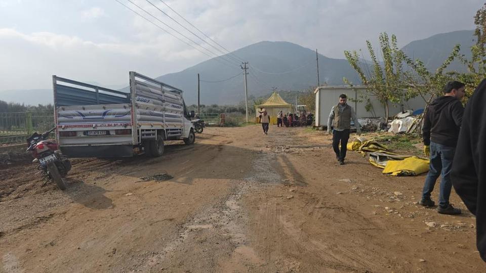 Eşi tarafından tüfekle vurulan kadın hayatını kaybetti