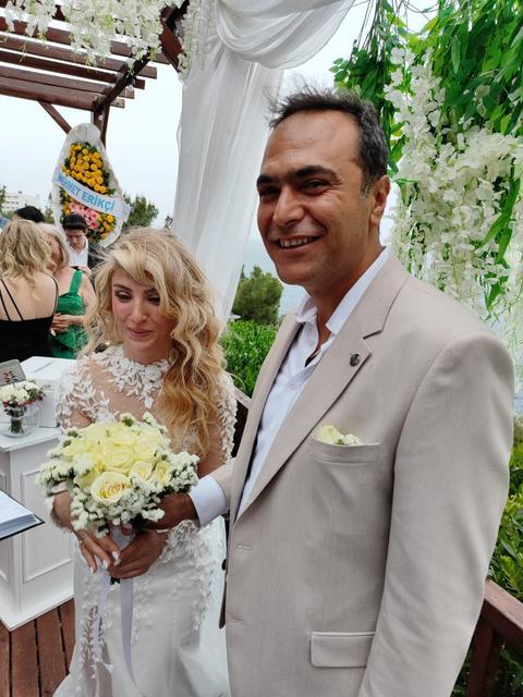 Yasemin Ülker-Oğuzhan Gür