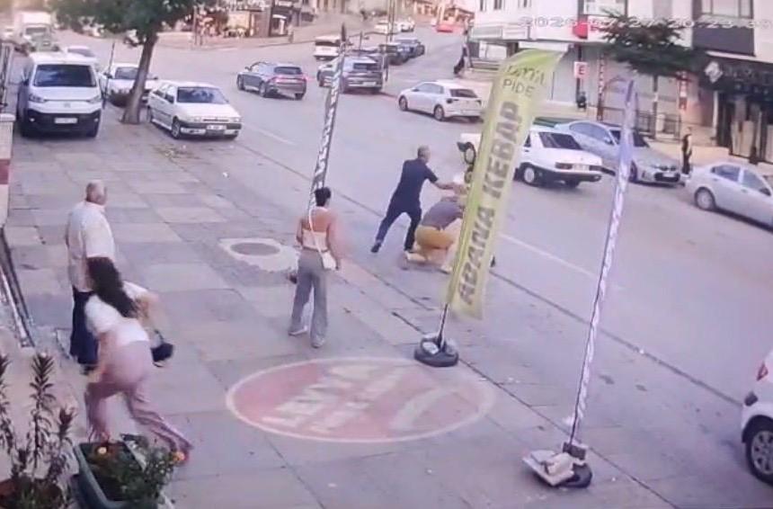 İki şahıs 14 ve 15 yaşındaki kız çocuklarını taciz etti!