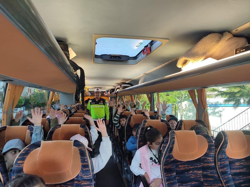 Aydın’da minik gezginler yola güvenle çıktı