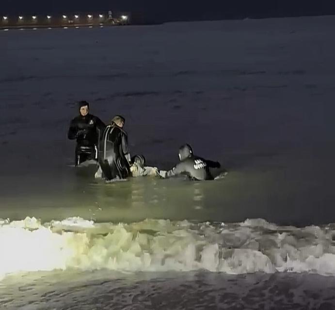 Üniversite öğrencisinin cansız bedeni denizde bulundu